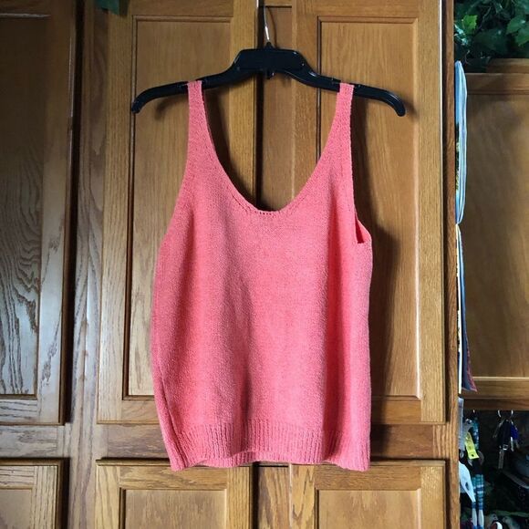 Gibsonlook Double V Ribbed Sweater Tank - M - Picture 9 of 11